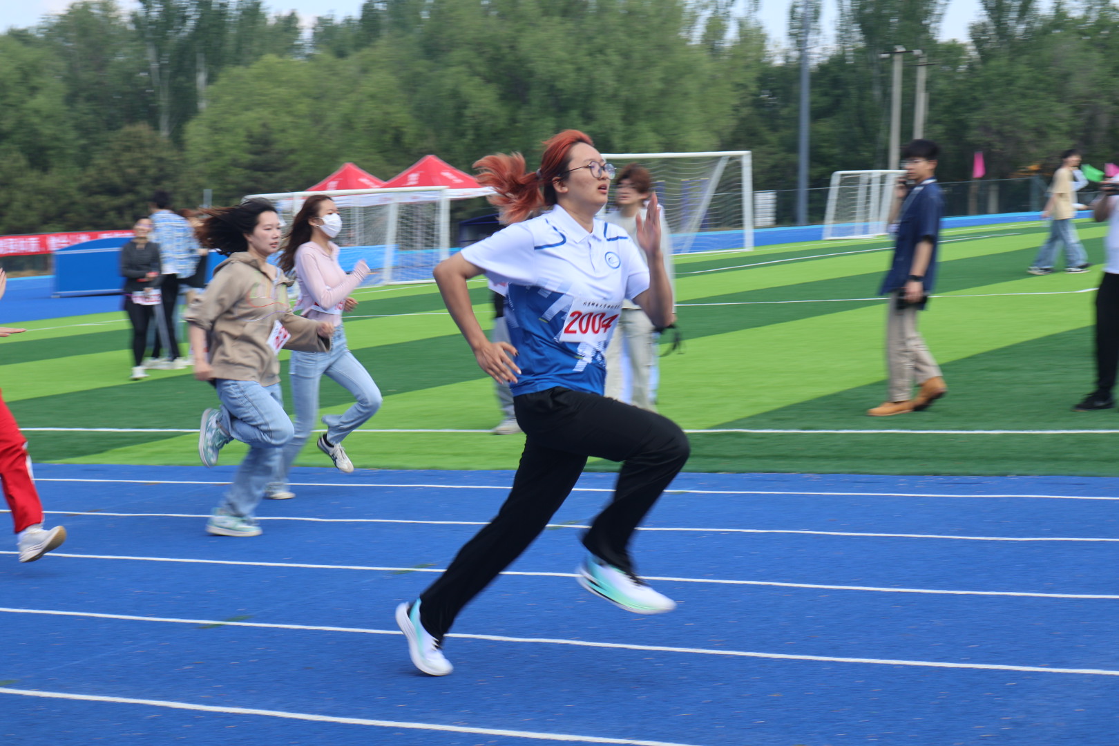 女子100.jpg