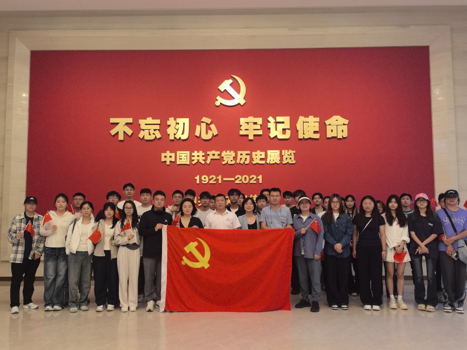 56ec449a2f520cc997c7d8b05e415c5.jpg