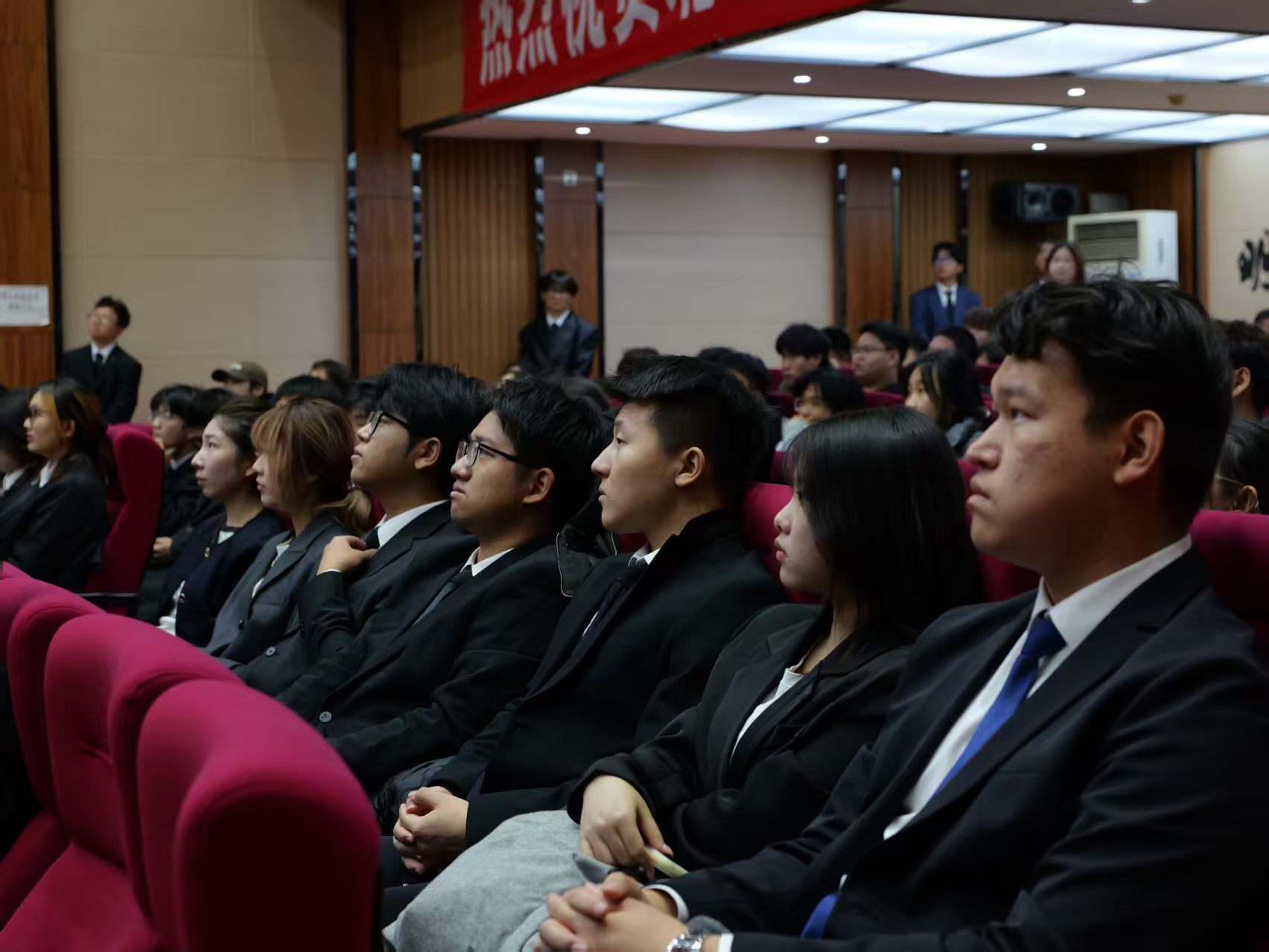 微信图片_20251021223748.jpg 微信图片_20251021223748.jpg