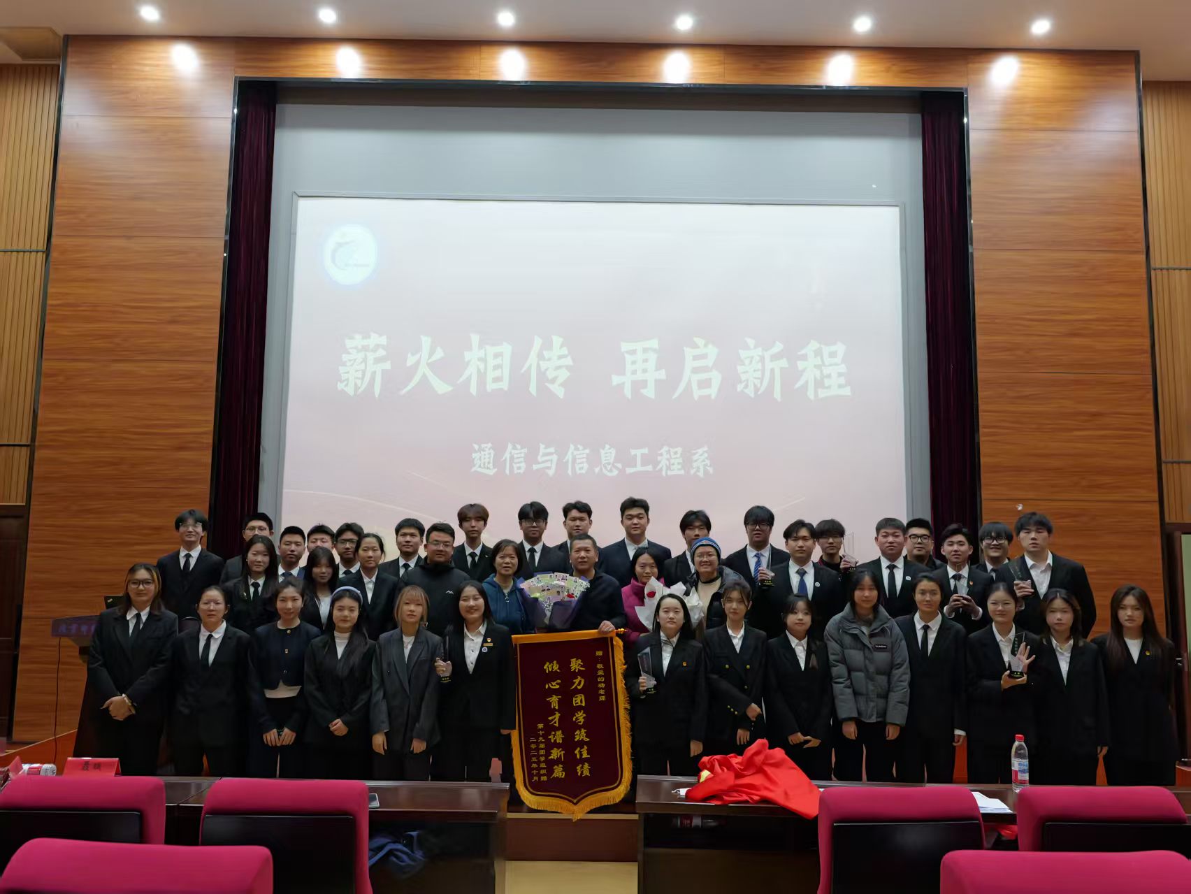 5a0dea0907e4d8f5ca1566655585d762.jpg 5a0dea0907e4d8f5ca1566655585d762.jpg