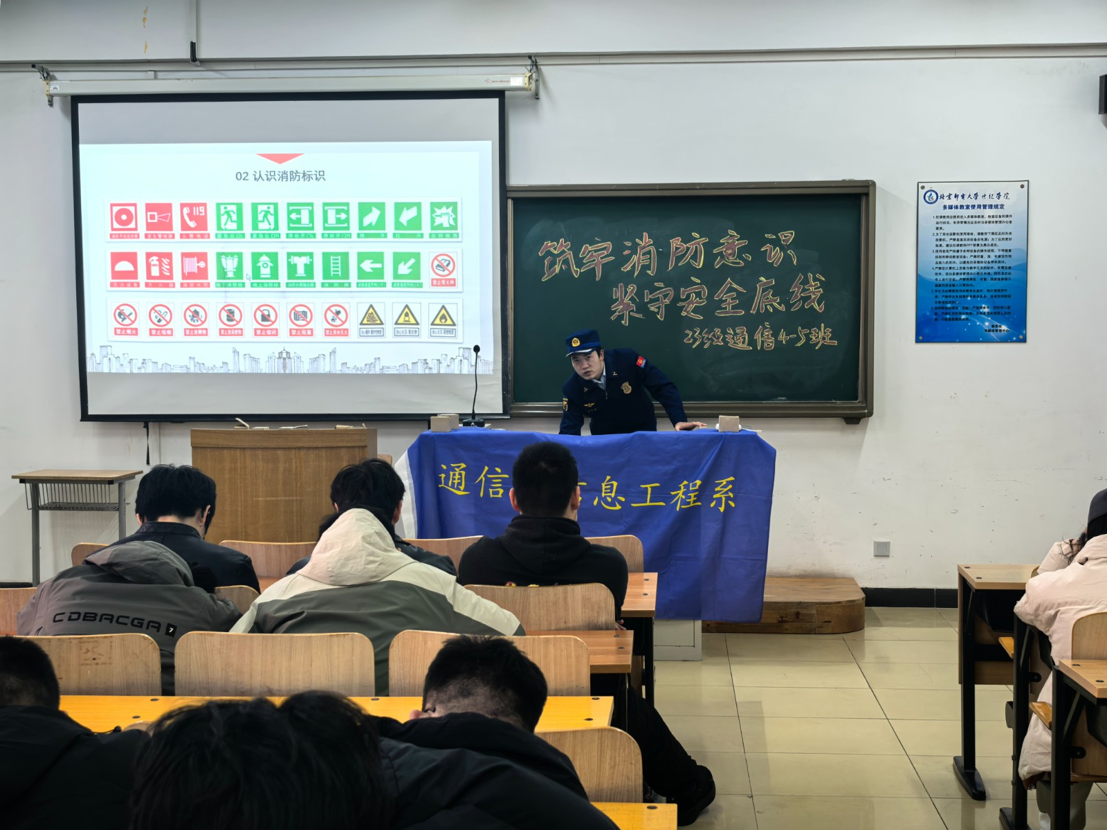 3afe2f59393fd3103f815280d4f47f4c.jpg 3afe2f59393fd3103f815280d4f47f4c.jpg