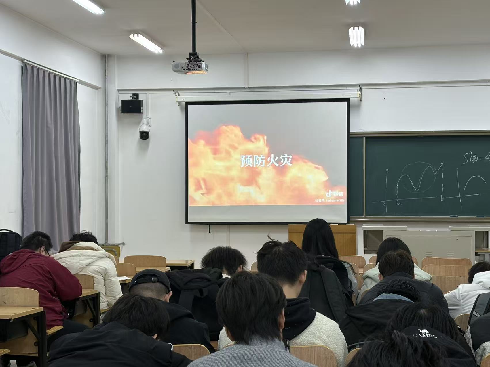 微信图片_20251110164646_5_7.jpg 微信图片_20251110164646_5_7.jpg