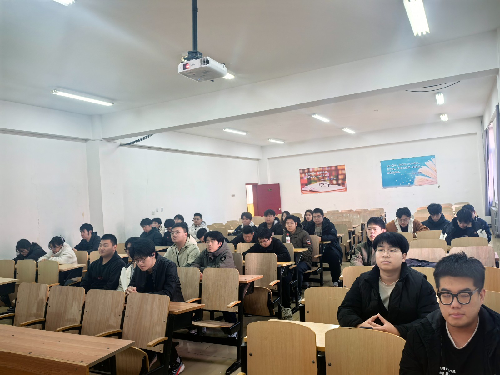 32498dfbff717295c01525f386b2aa18.jpg 32498dfbff717295c01525f386b2aa18.jpg