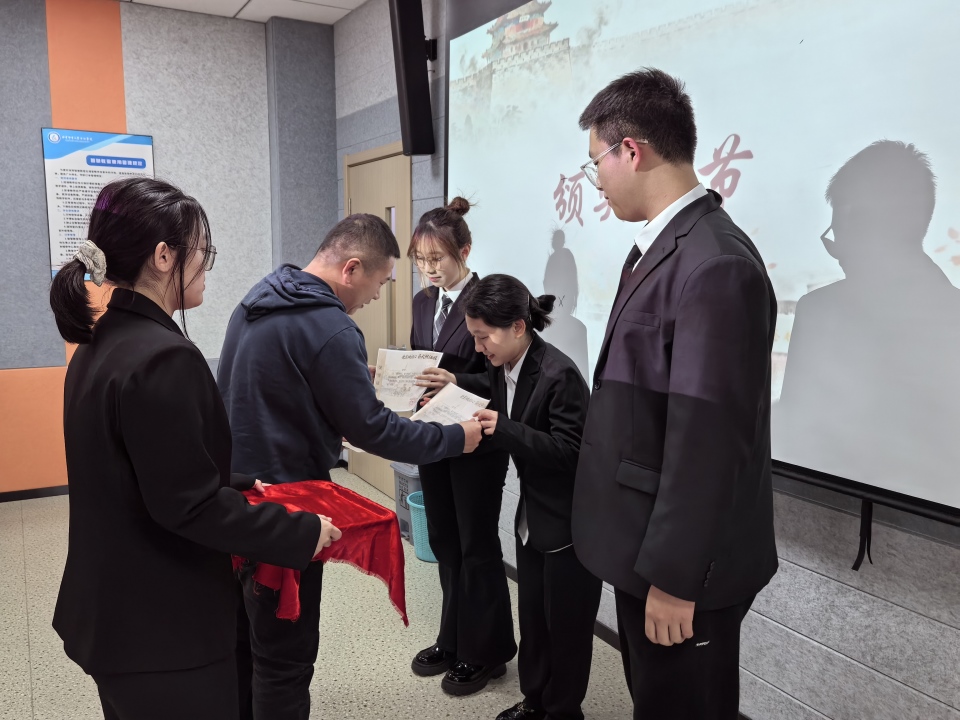 2b710466b0c33da7ef87f8e69a276a87.jpg 2b710466b0c33da7ef87f8e69a276a87.jpg