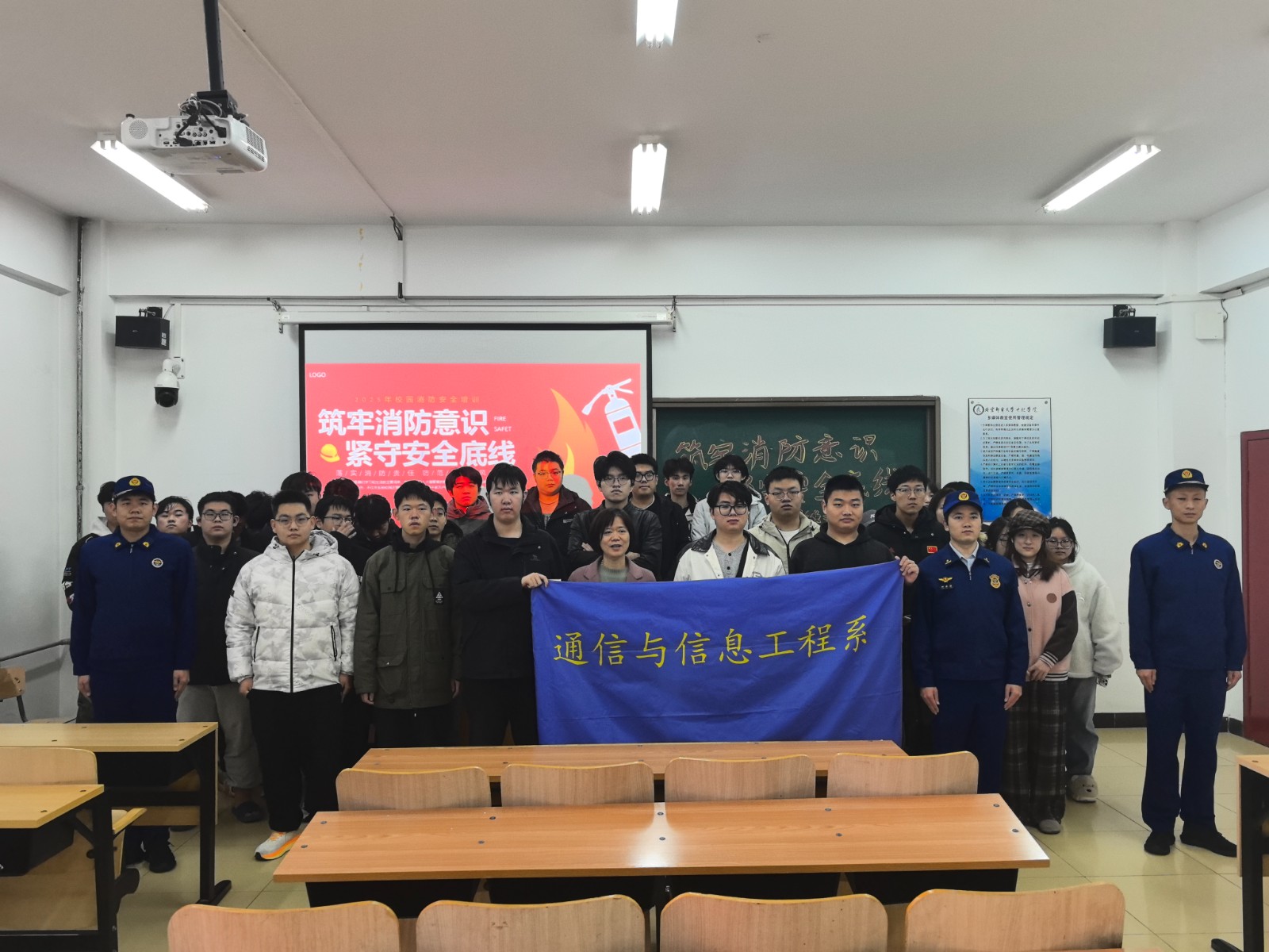 1e9c857ca761b90b824af7cdd74ec94d.jpg 1e9c857ca761b90b824af7cdd74ec94d.jpg